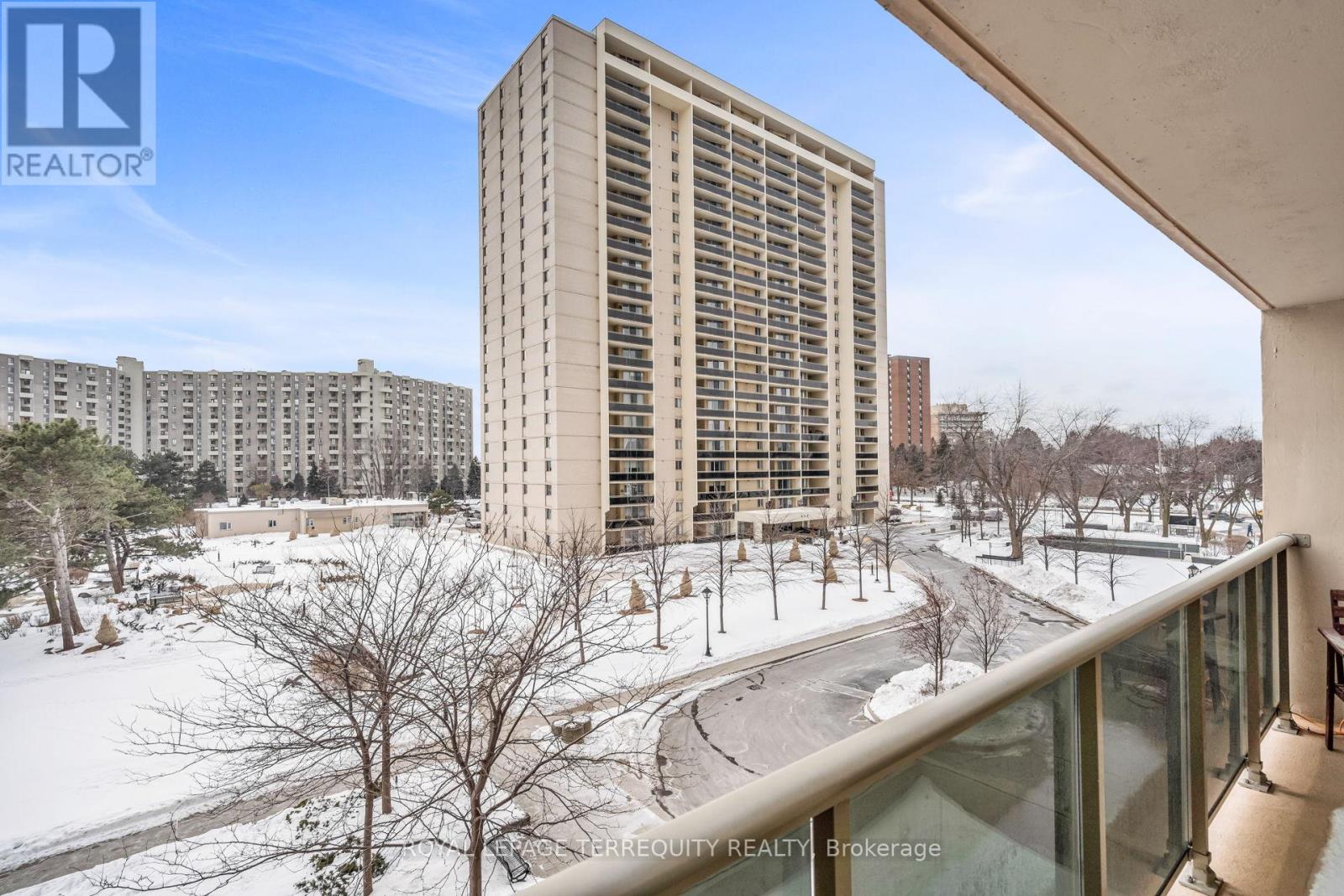 410 - 812 Burnhamthorpe Road, Toronto, Ontario  M9C 4W1 - Photo 15 - W12771472