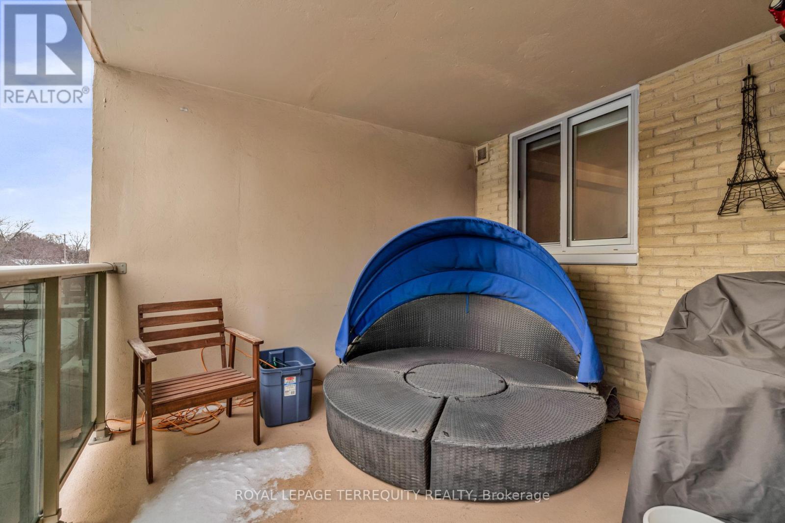 410 - 812 Burnhamthorpe Road, Toronto, Ontario  M9C 4W1 - Photo 17 - W12771472