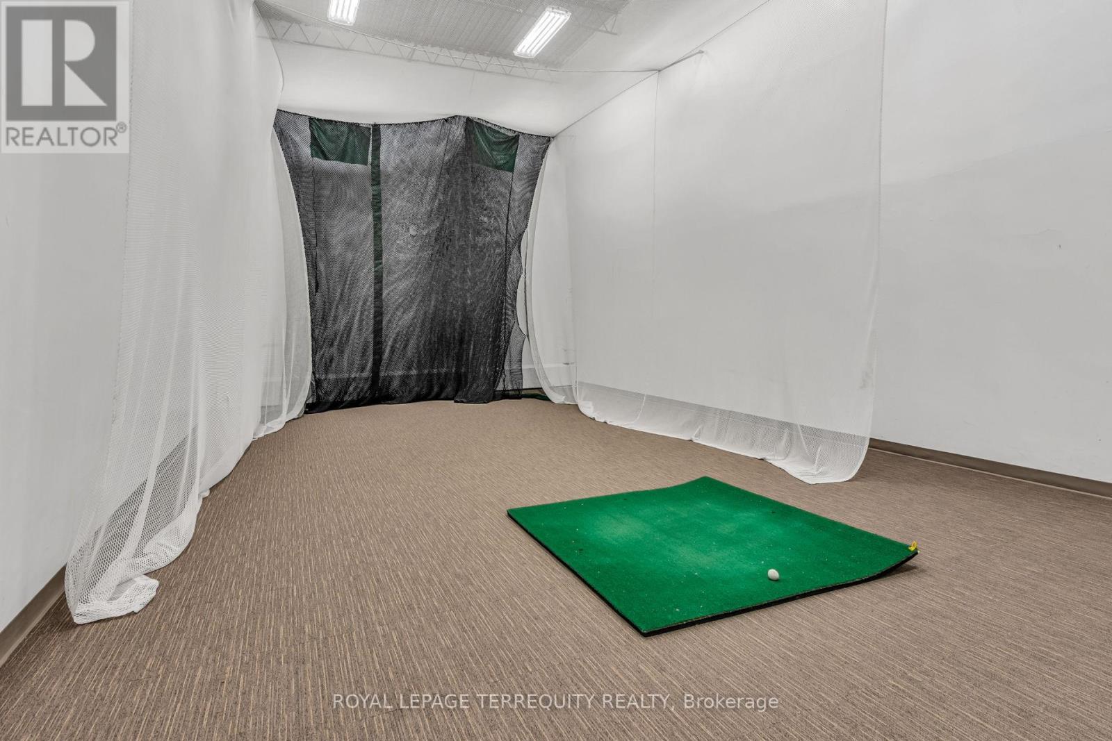 410 - 812 Burnhamthorpe Road, Toronto, Ontario  M9C 4W1 - Photo 37 - W12771472