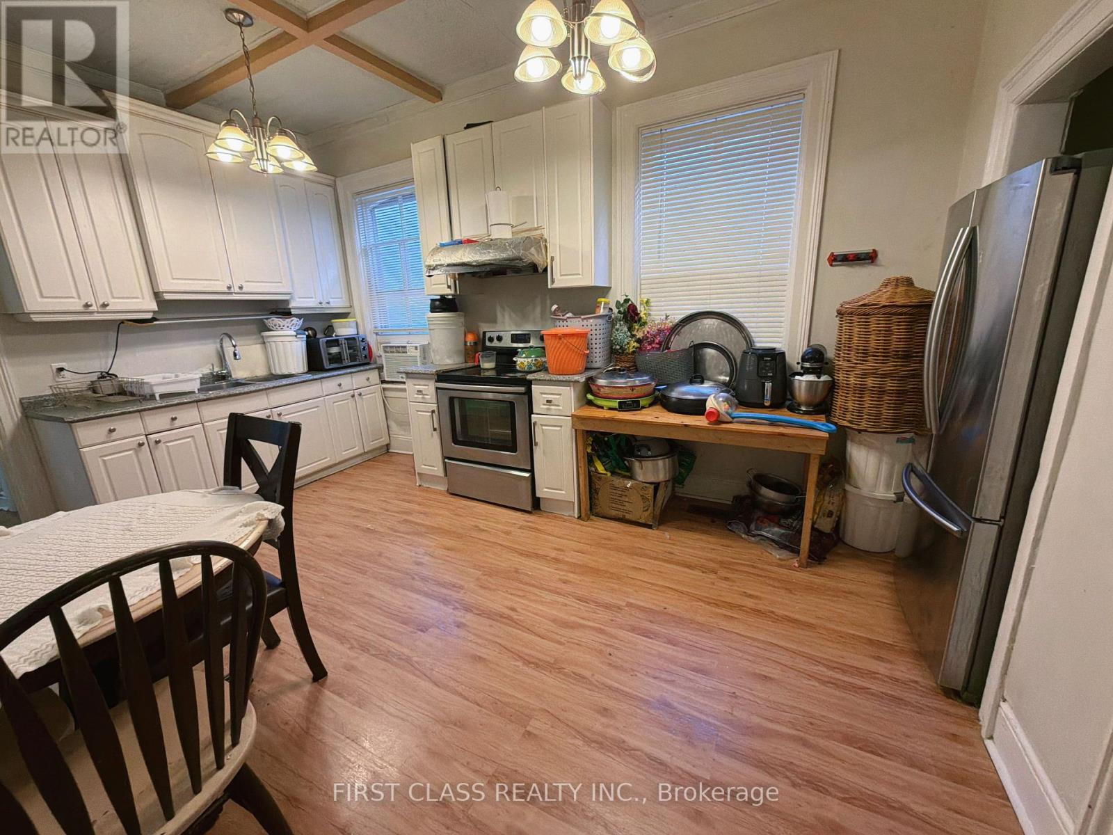 432 Charlotte Street, London East, Ontario  N5W 4A4 - Photo 4 - X12760100