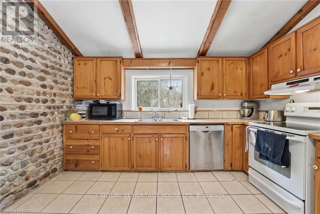 899 Keg Lane, Brant, Ontario  N3L 3E2 - Photo 12 - X12771228