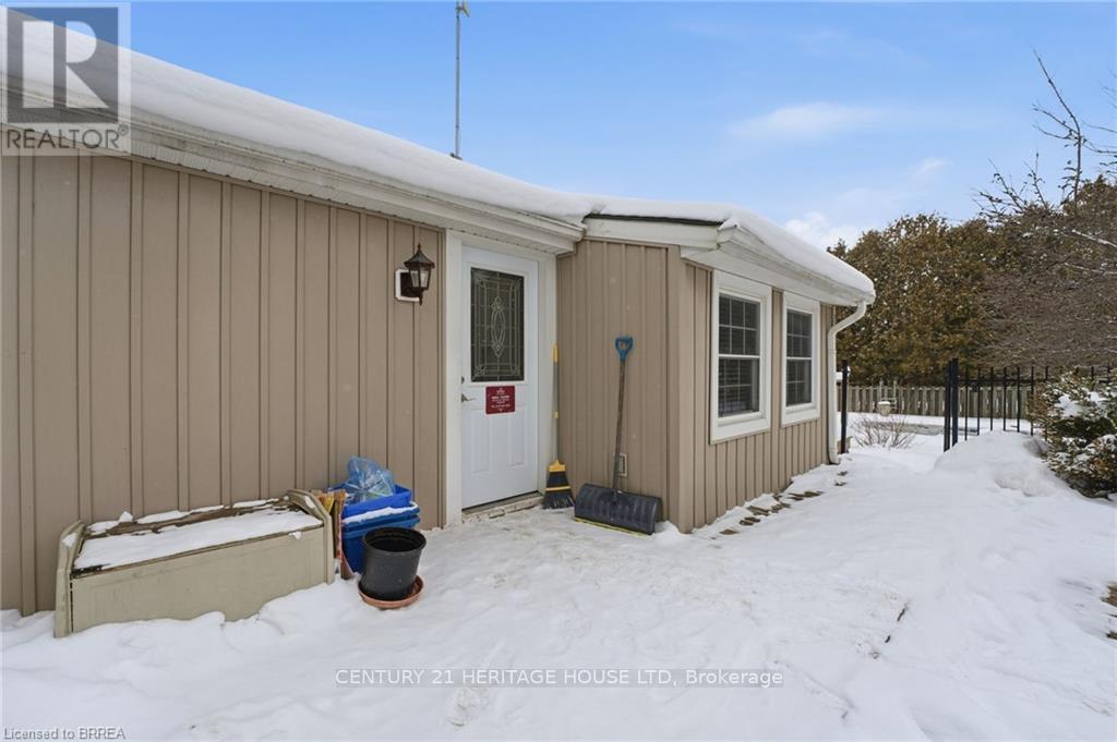 899 Keg Lane, Brant, Ontario  N3L 3E2 - Photo 25 - X12771228