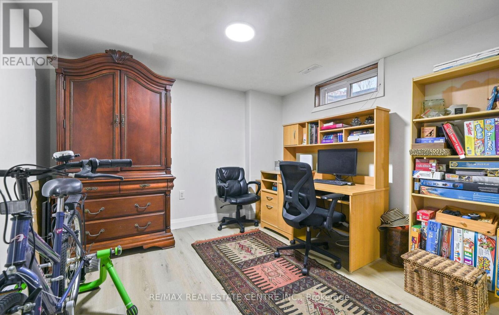 84 Viscount Road, Brantford, Ontario  N3P 1Y7 - Photo 38 - X12771264