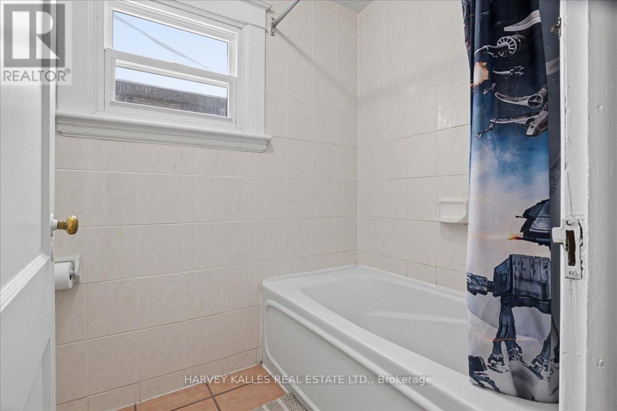 247 Huron Street, London East, Ontario  N6J 2J8 - Photo 28 - X12771284