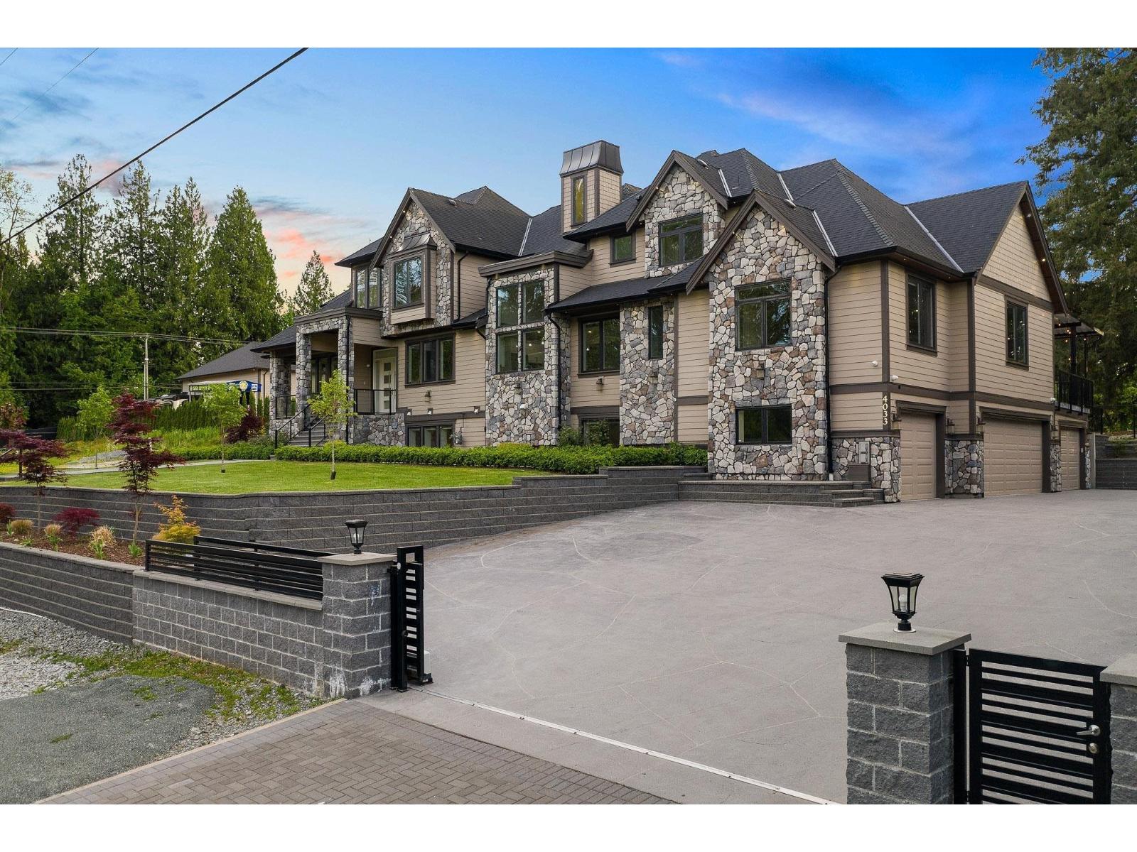 4033 Prairie Street, Abbotsford, British Columbia  V4X 1X2 - Photo 2 - R3087537