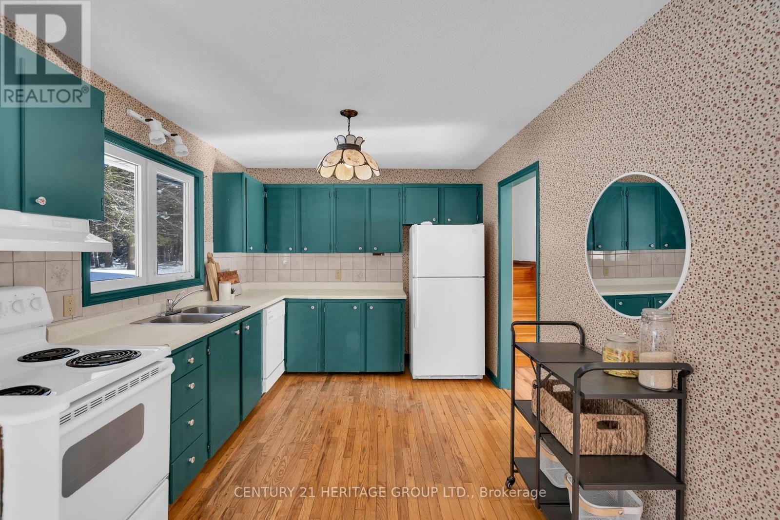 1715 Highway 118 E, Bracebridge, Ontario  P1L 1X1 - Photo 26 - X12771422