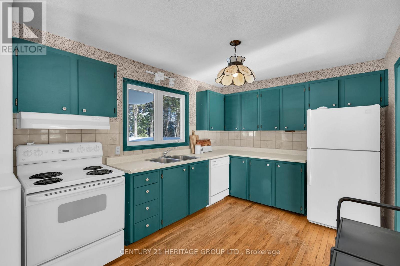 1715 Highway 118 E, Bracebridge, Ontario  P1L 1X1 - Photo 27 - X12771422