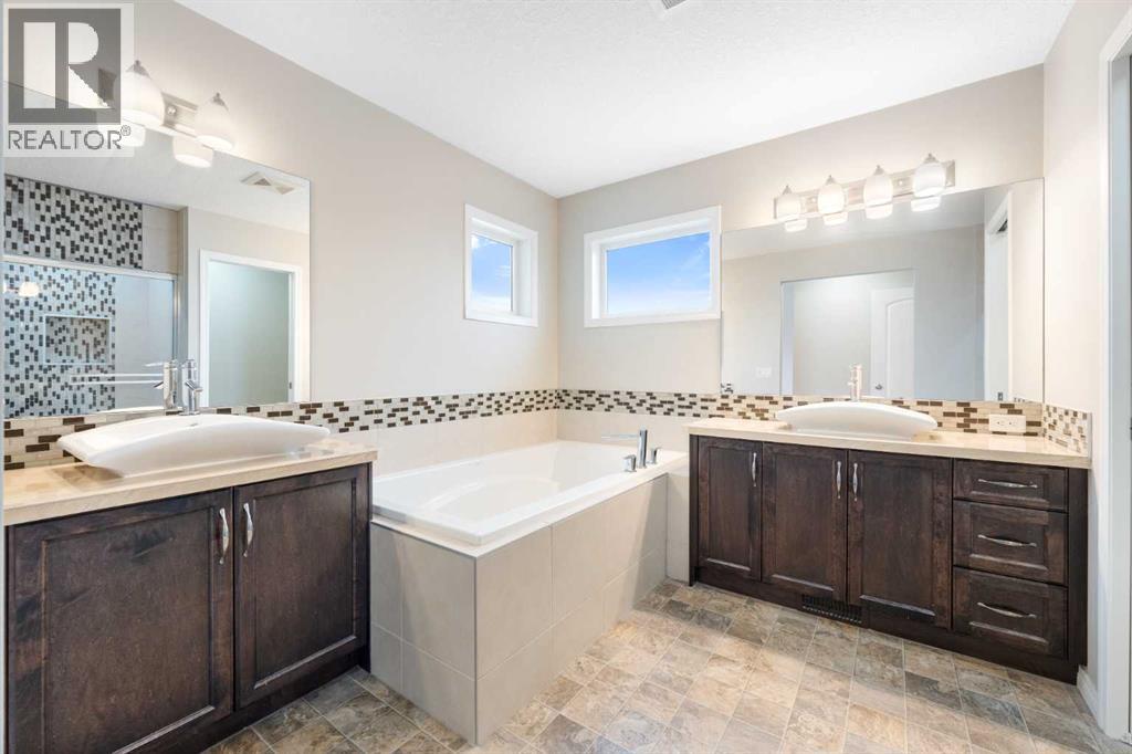 220 Walden Heights Se, Calgary, Alberta  T2X 0V7 - Photo 19 - A2277603