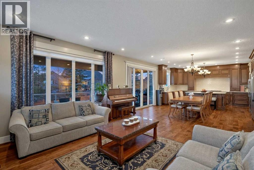 72 Rockcliff Grove Nw, Calgary, Alberta  T3G 0C8 - Photo 20 - A2281332