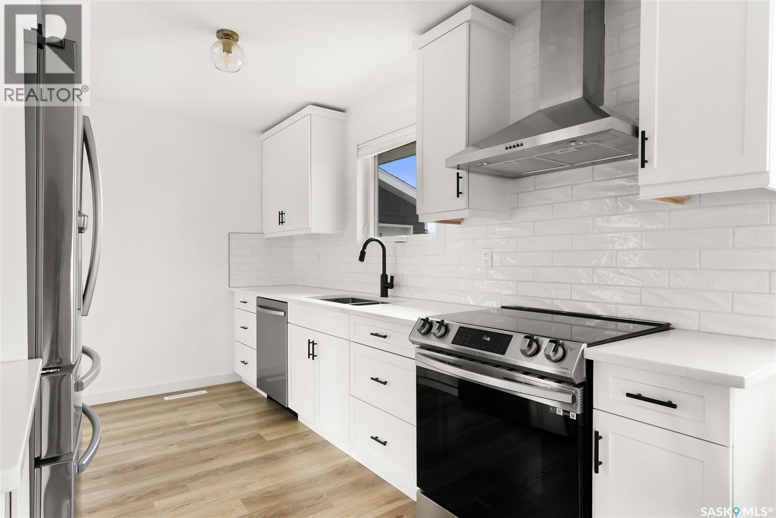 73 Coldwell Road, Regina, Saskatchewan  S4R 4K4 - Photo 5 - SK028199