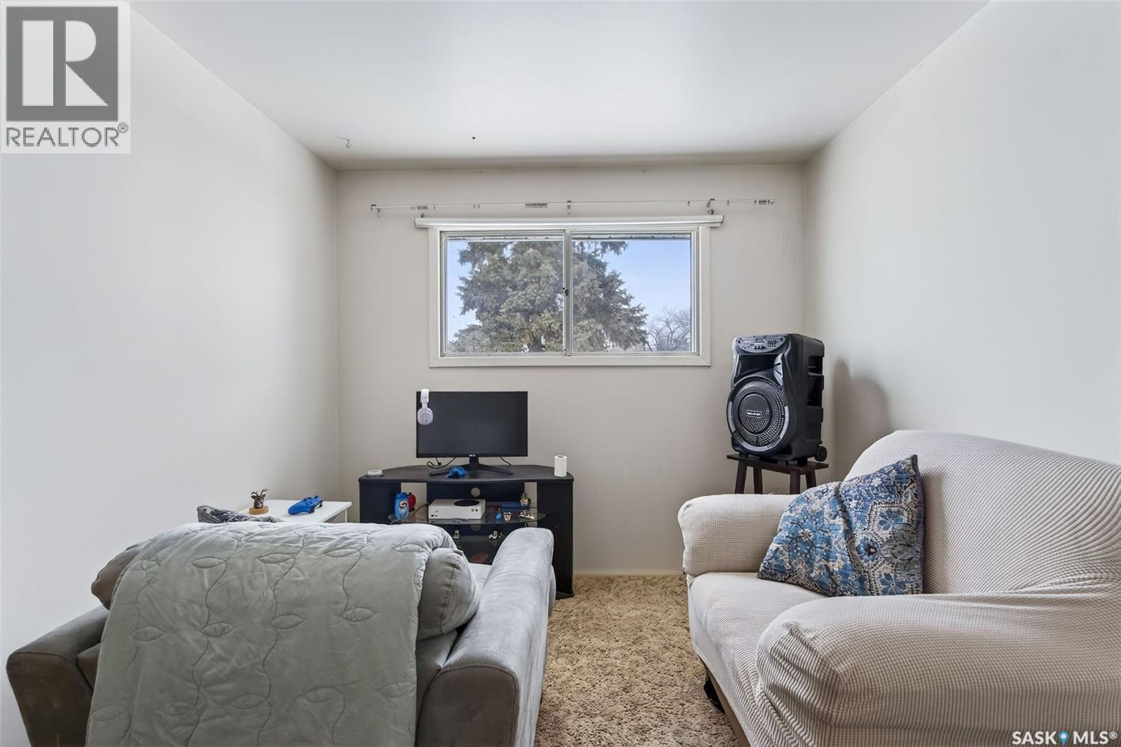 214 Higgins Avenue W, Melfort, Saskatchewan  S0E 1A0 - Photo 12 - SK028196