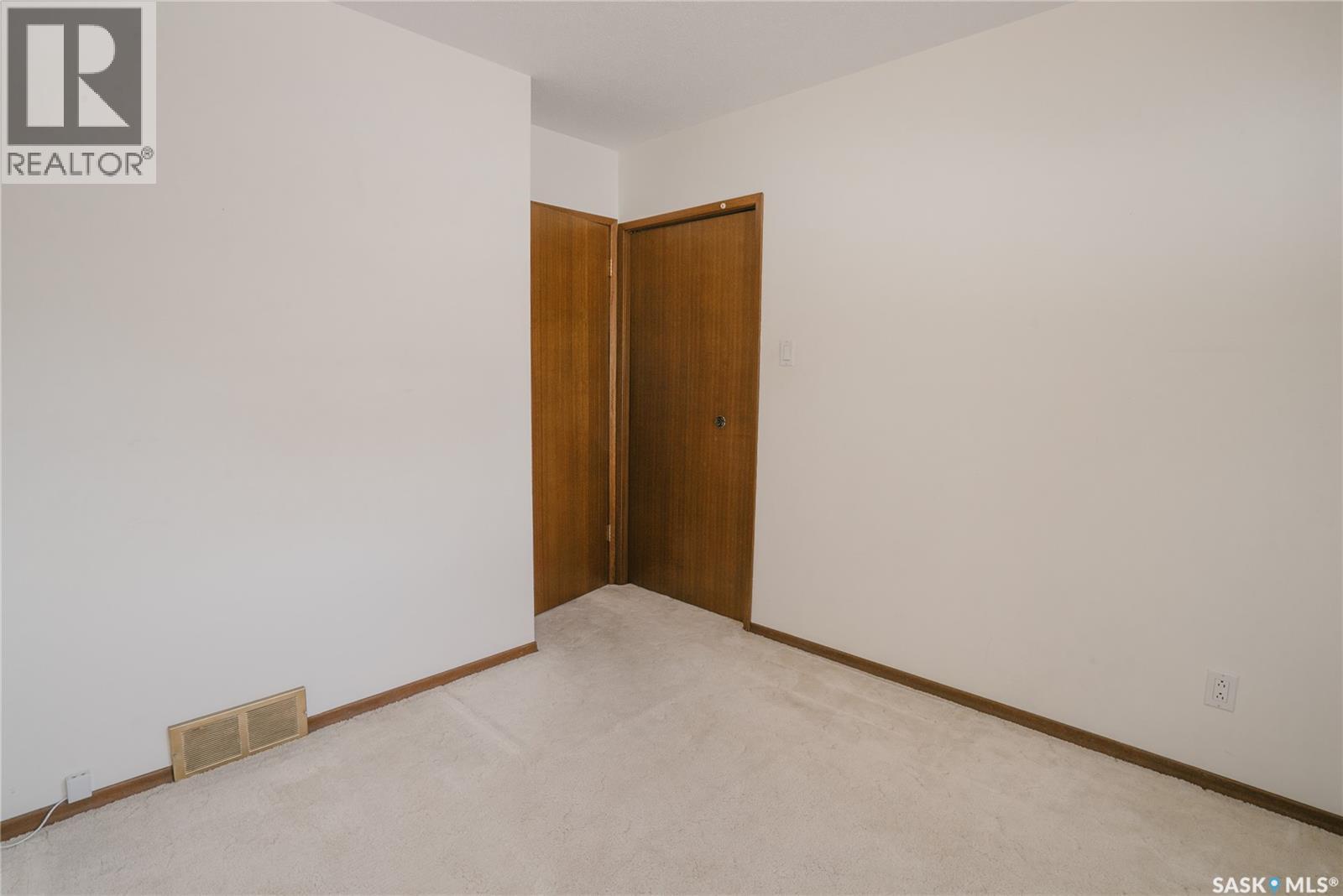 1229 Elevator Road, Saskatoon, Saskatchewan  S7M 3X1 - Photo 16 - SK028195