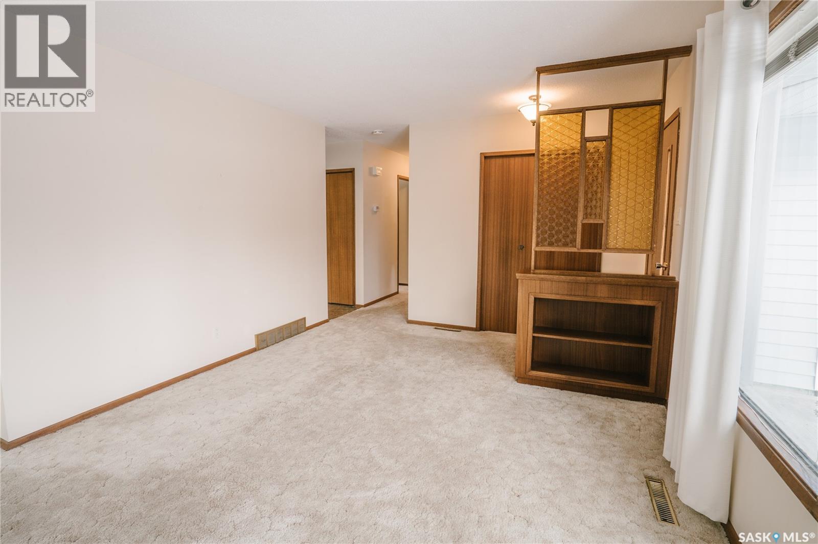 1229 Elevator Road, Saskatoon, Saskatchewan  S7M 3X1 - Photo 4 - SK028195