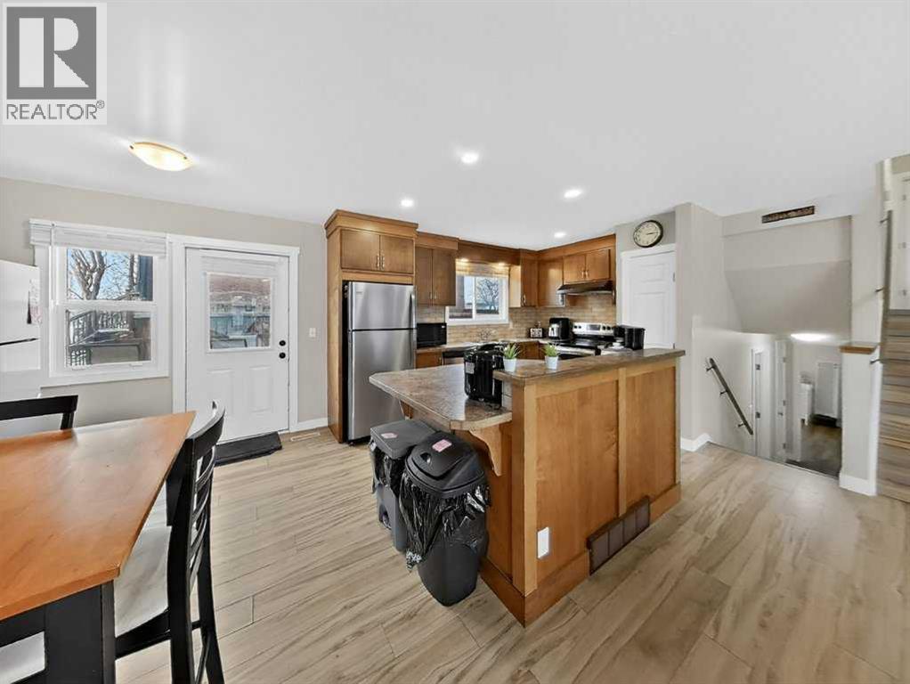 10 Trent Road W, Lethbridge, Alberta  T1K 4N2 - Photo 5 - A2282563