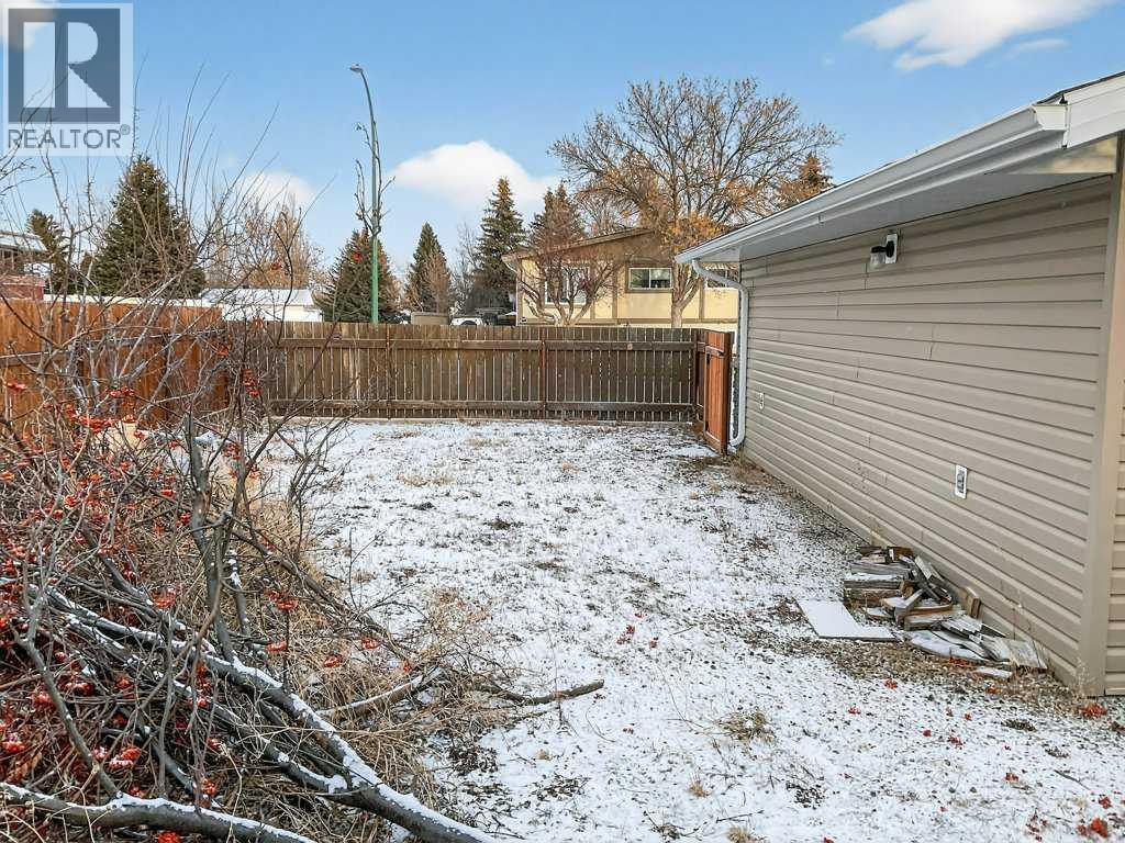 10 Trent Road W, Lethbridge, Alberta  T1K 4N2 - Photo 38 - A2282563