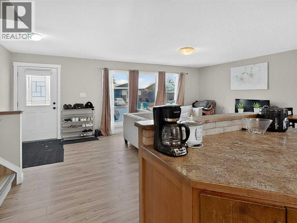 10 Trent Road W, Lethbridge, Alberta  T1K 4N2 - Photo 9 - A2282563