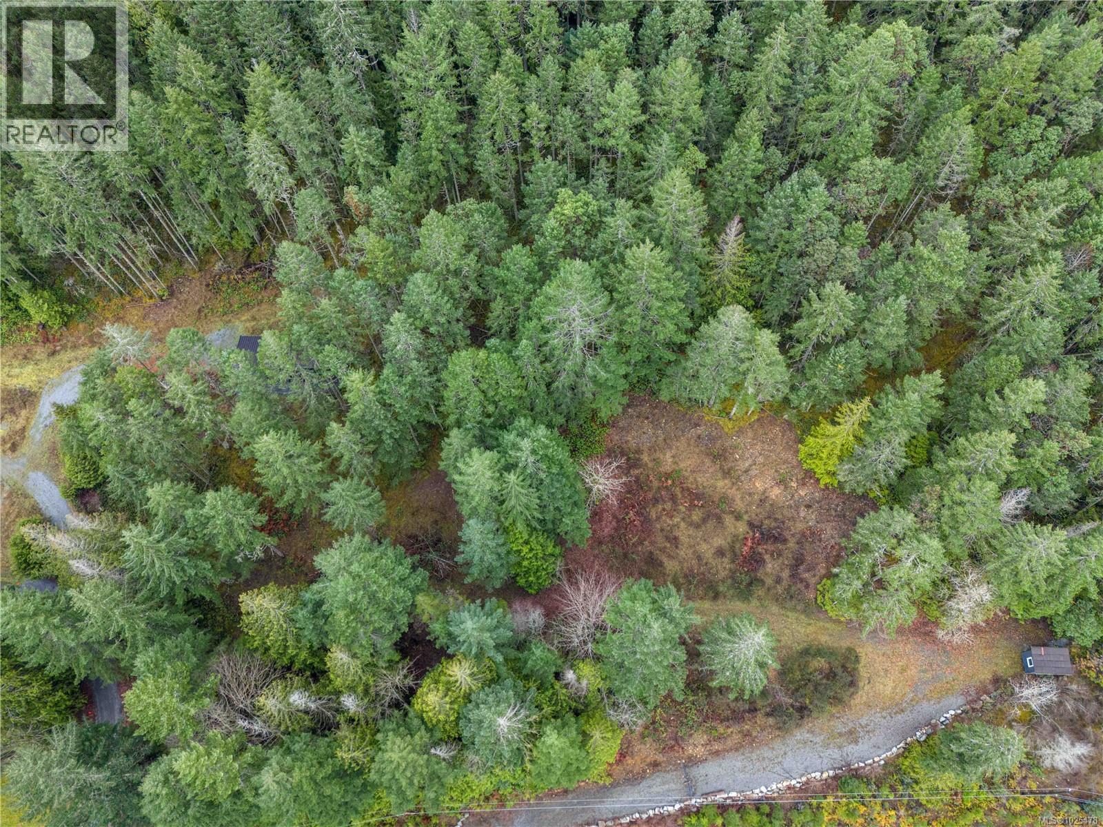 7901 Ridge Rd, Lantzville, British Columbia  V0R 2H0 - Photo 2 - 1025478