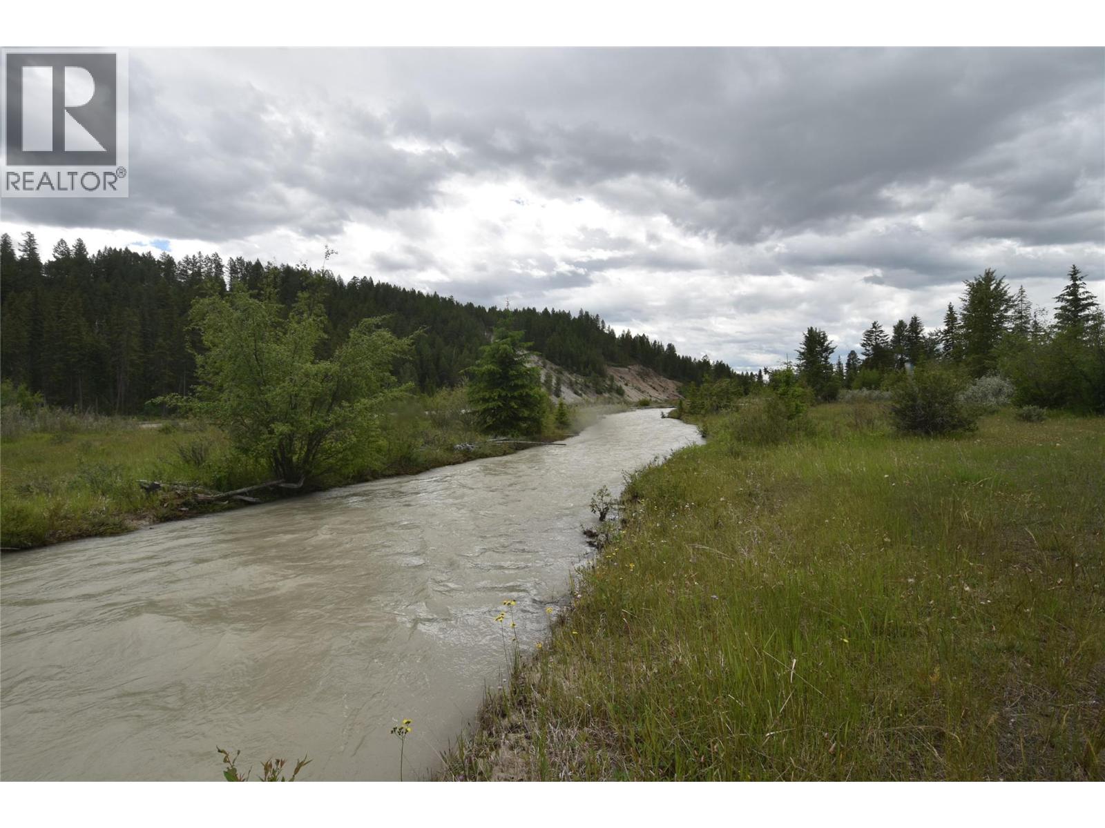 5057 Bradford Road, Skookumchuck, British Columbia  V0B 2E0 - Photo 26 - 10365859