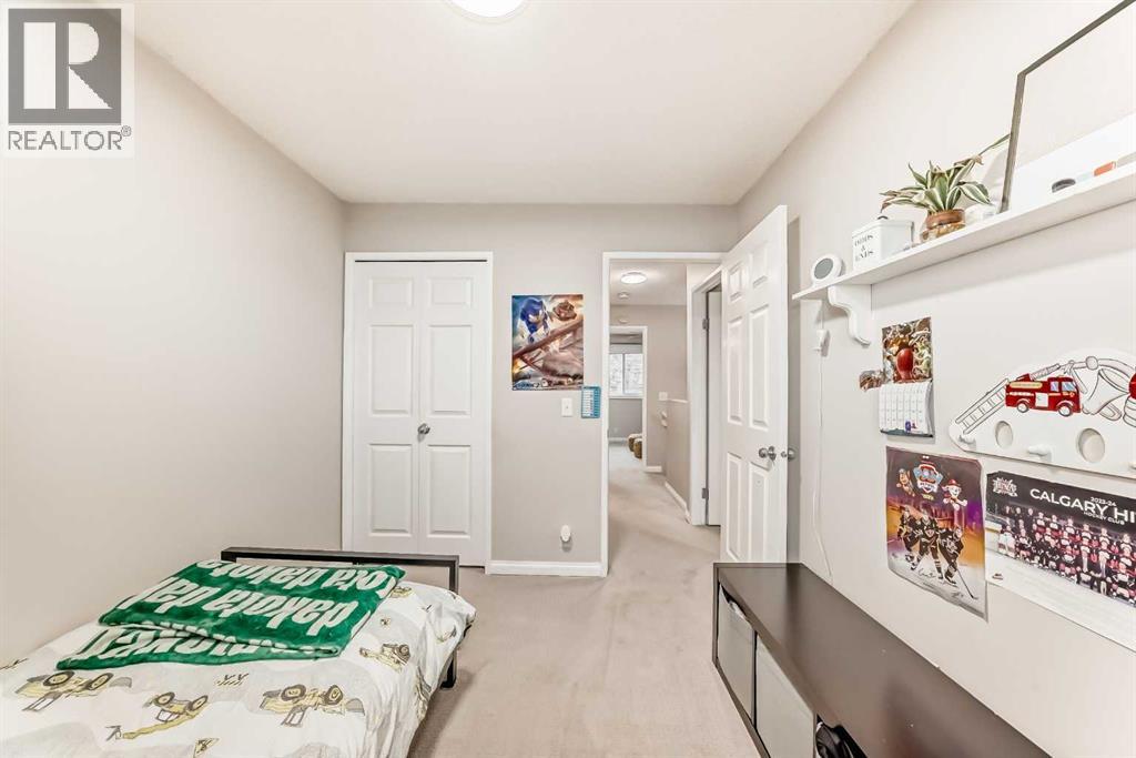 21 Woodfern Road Sw, Calgary, Alberta  T2W 4Y4 - Photo 25 - A2284186