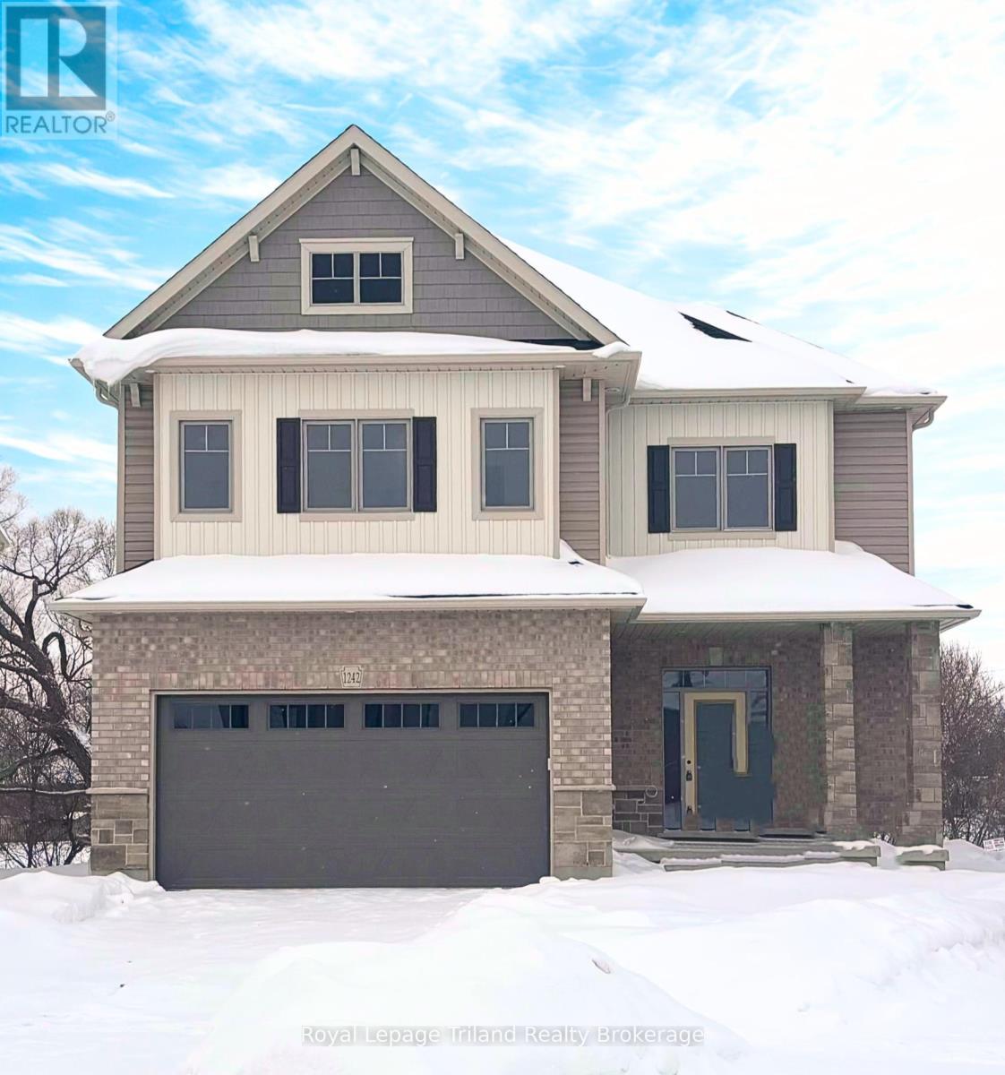 1242 Caen Avenue, Woodstock, Ontario  N4T 0J4 - Photo 1 - X12750526