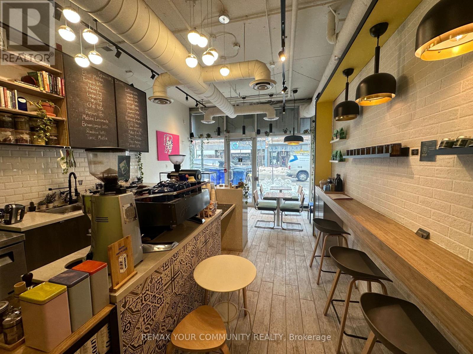 101 - 799 College Street, Toronto, Ontario  M6G 1C7 - Photo 9 - C12529490