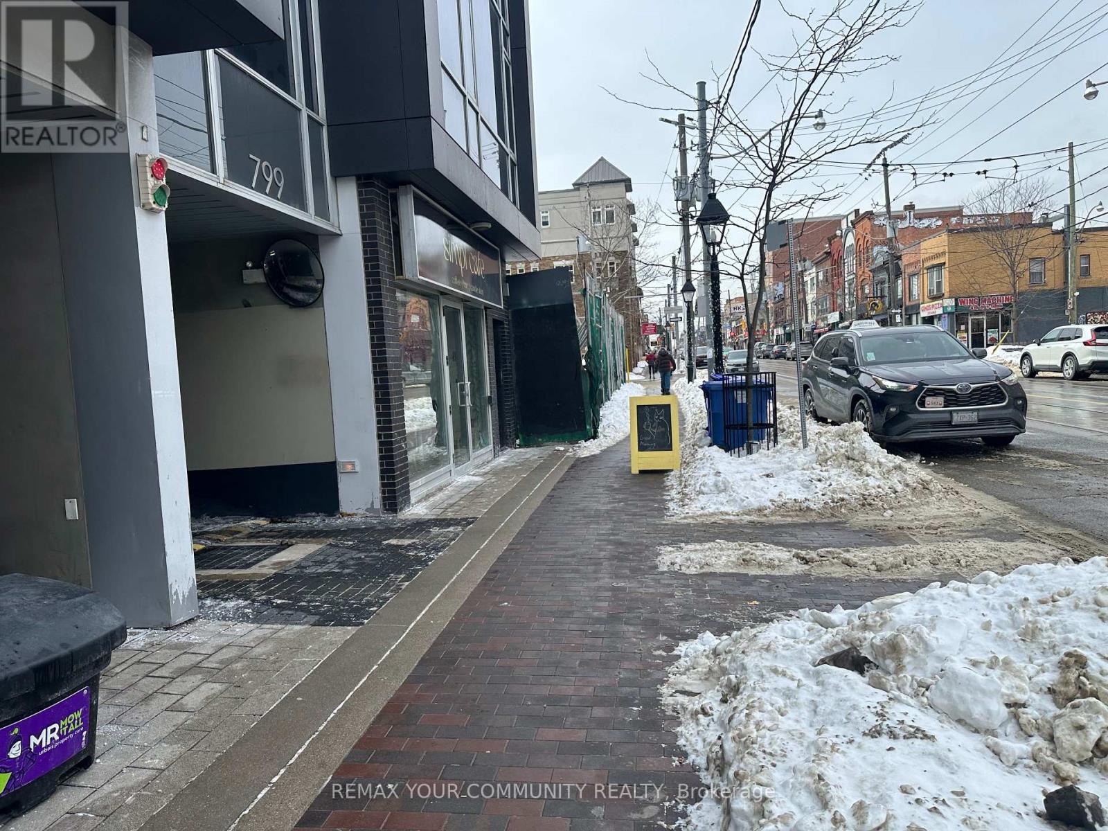 101 - 799 College Street, Toronto, Ontario  M6G 1C7 - Photo 4 - C12529490