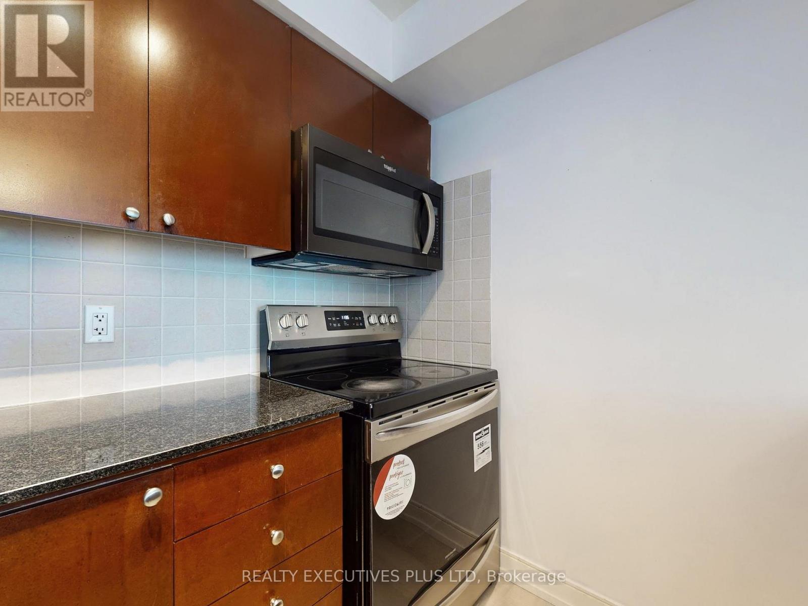 1436 - 35 Viking Lane, Toronto, Ontario  M9B 0A2 - Photo 8 - W12543454