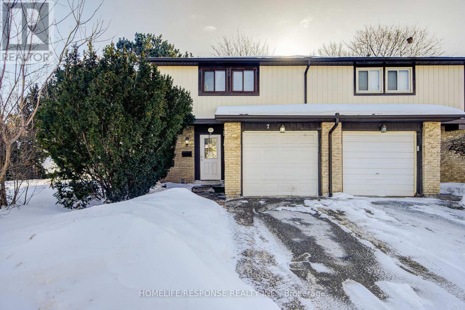 7 - 93 Hansen Road N, Brampton (Madoc), Ontario  L6V 3C8 - Photo 2 - W12740602
