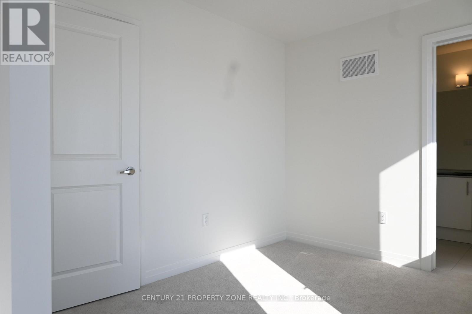 Upper - 2 Timber Fall Drive, Brampton, Ontario  L7A 5L9 - Photo 10 - W12745454