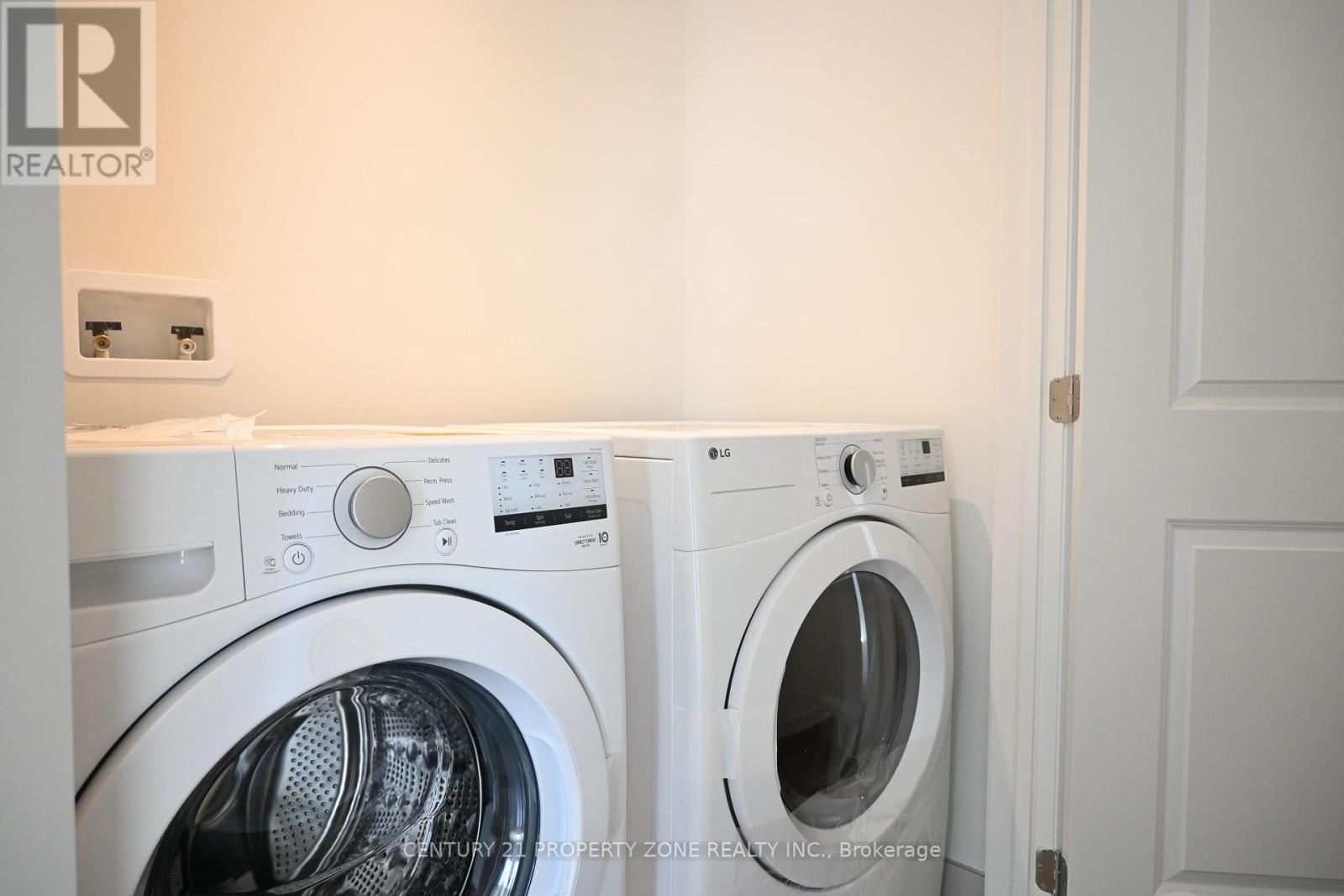 Upper - 2 Timber Fall Drive, Brampton, Ontario  L7A 5L9 - Photo 29 - W12745454