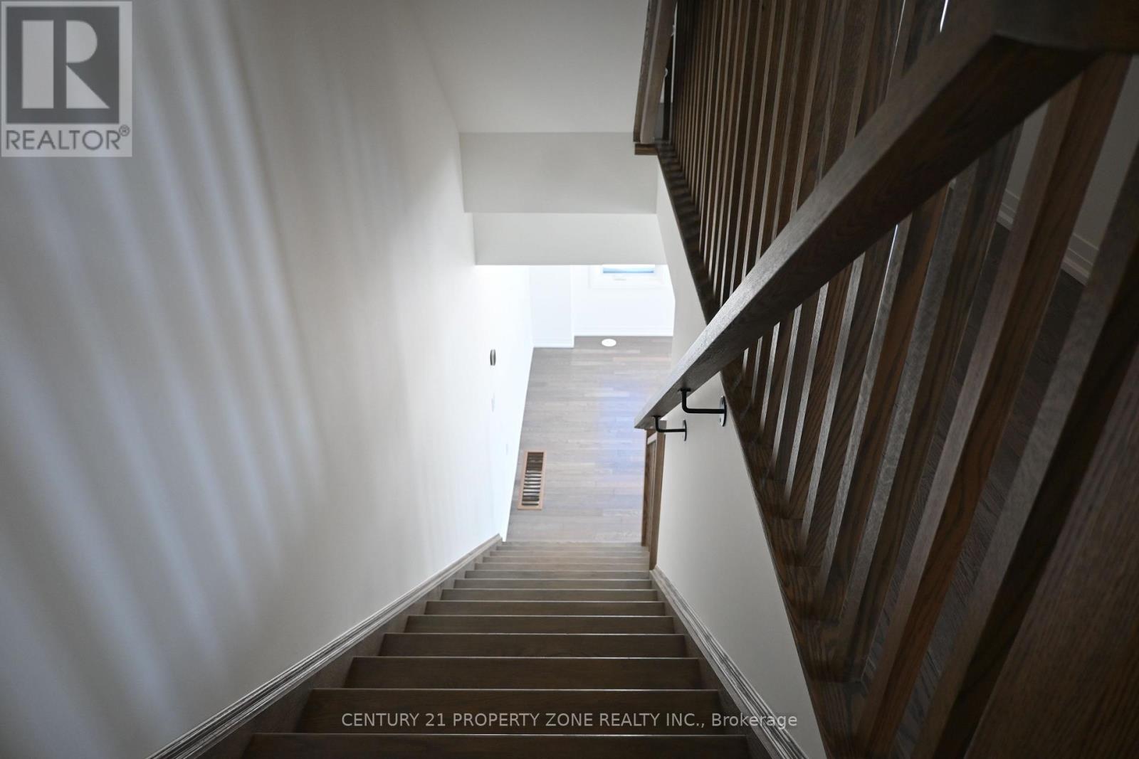 Upper - 2 Timber Fall Drive, Brampton, Ontario  L7A 5L9 - Photo 30 - W12745454