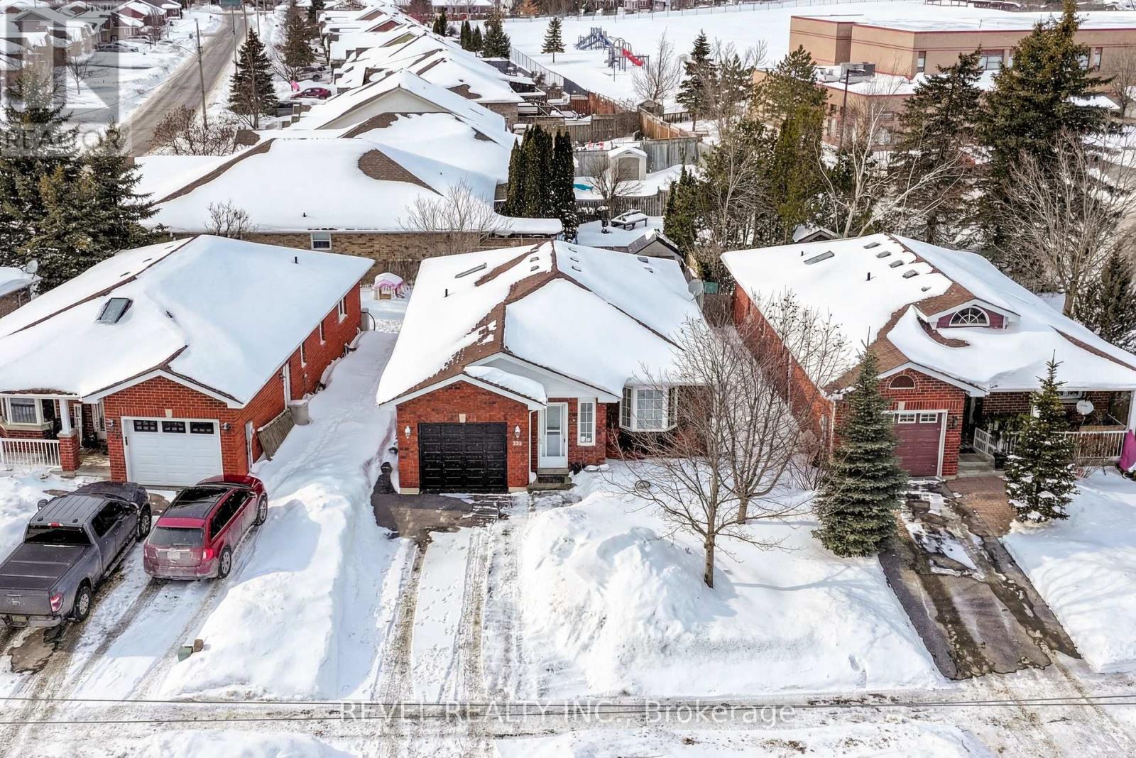 332 Mary Street W, Kawartha Lakes, Ontario  K9V 5X5 - Photo 41 - X12767396