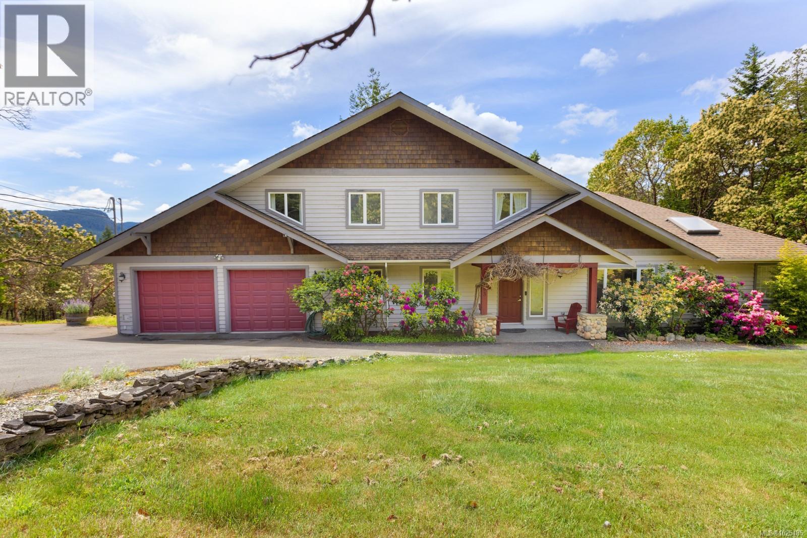 103 Murrelet Pl, Salt Spring, British Columbia  V8K 1G9 - Photo 1 - 1025485