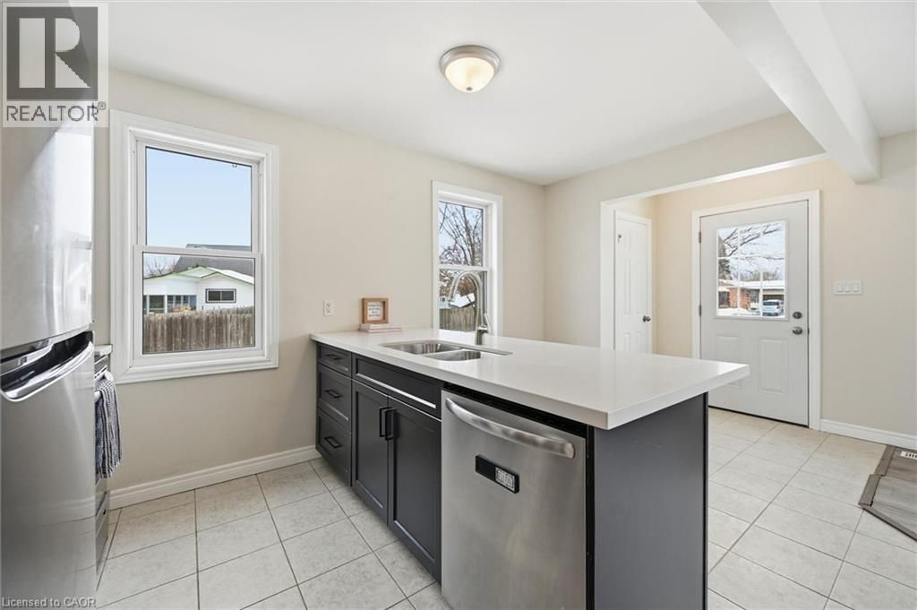 91 Devon Road, St. Catharines, Ontario  L2N 1X5 - Photo 12 - 40798862