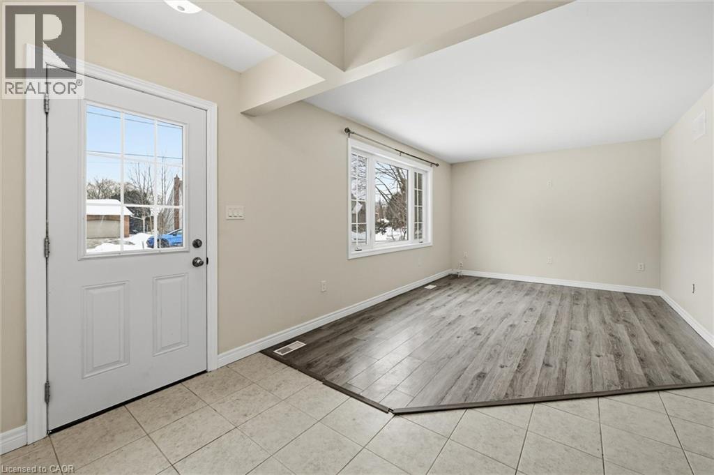 91 Devon Road, St. Catharines, Ontario  L2N 1X5 - Photo 6 - 40798862