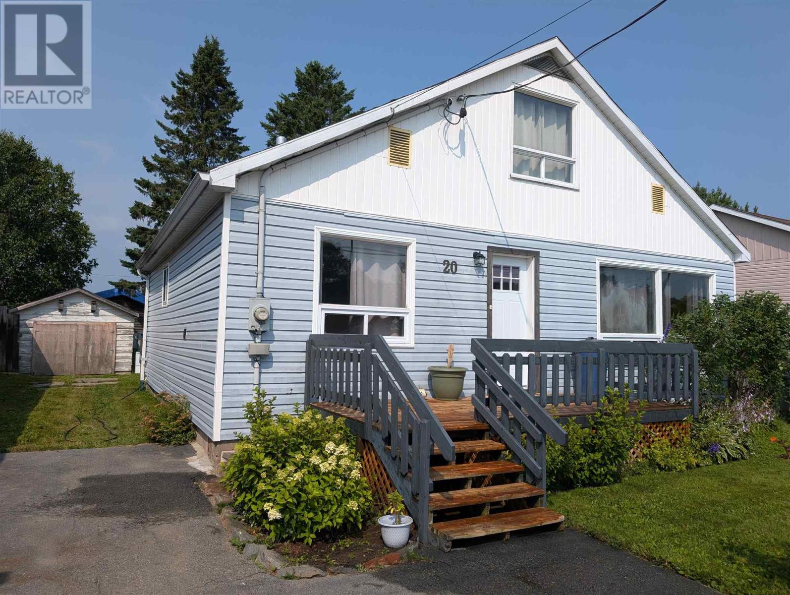 20 Second Ave, Wawa, Ontario  P0S 1K0 - Photo 1 - SM260197