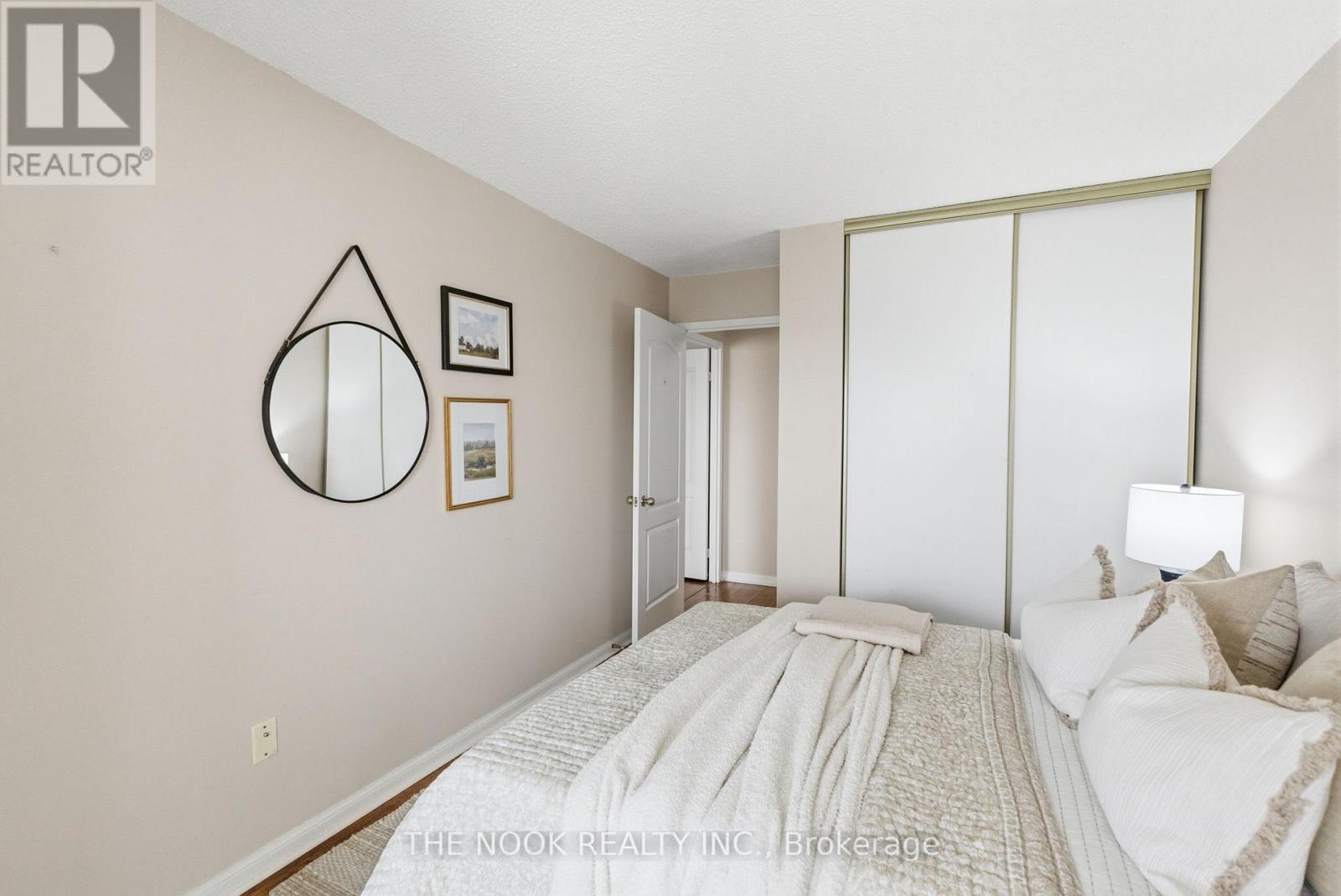 608 - 712 Rossland Road E, Whitby, Ontario  L1N 9E8 - Photo 32 - E12771506