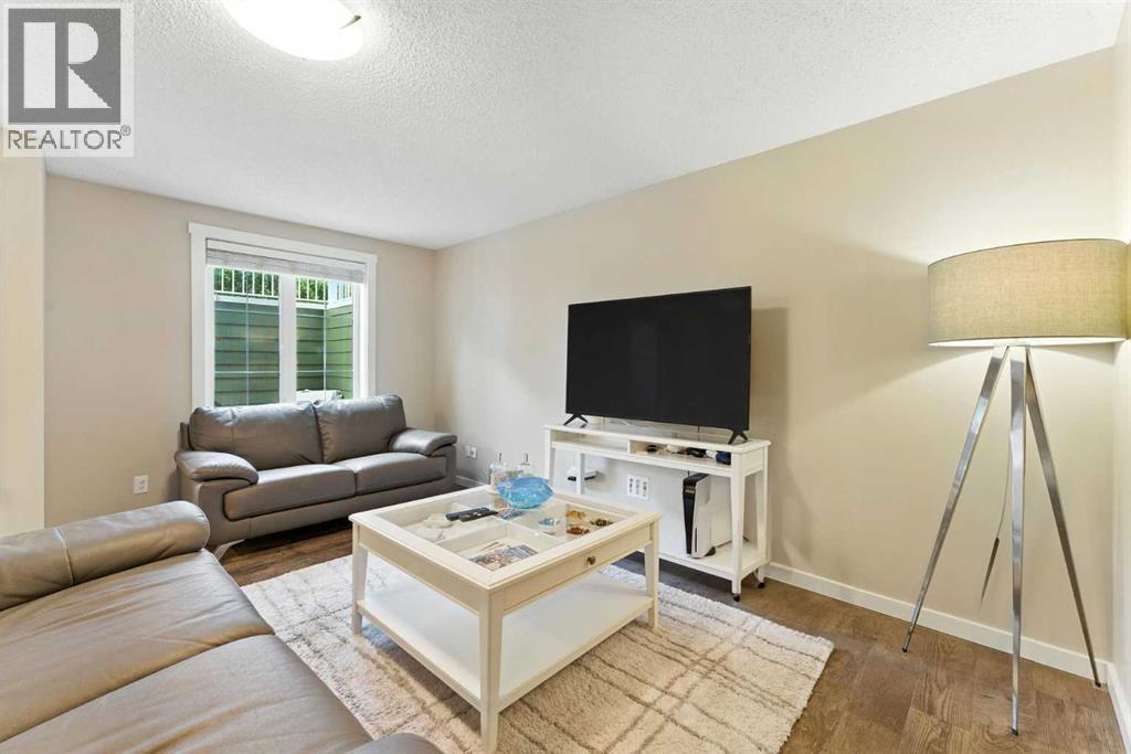 927 Auburn Bay Circle Se, Calgary, Alberta  T3M 2A3 - Photo 3 - A2257960