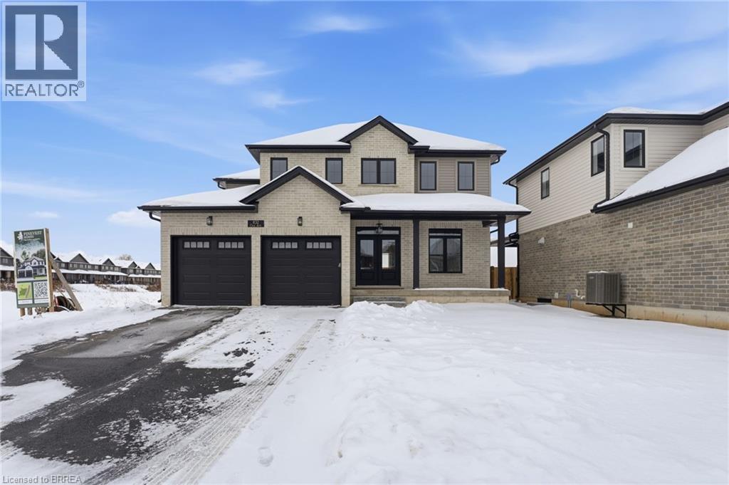 102 OAK Avenue, Paris, Ontario