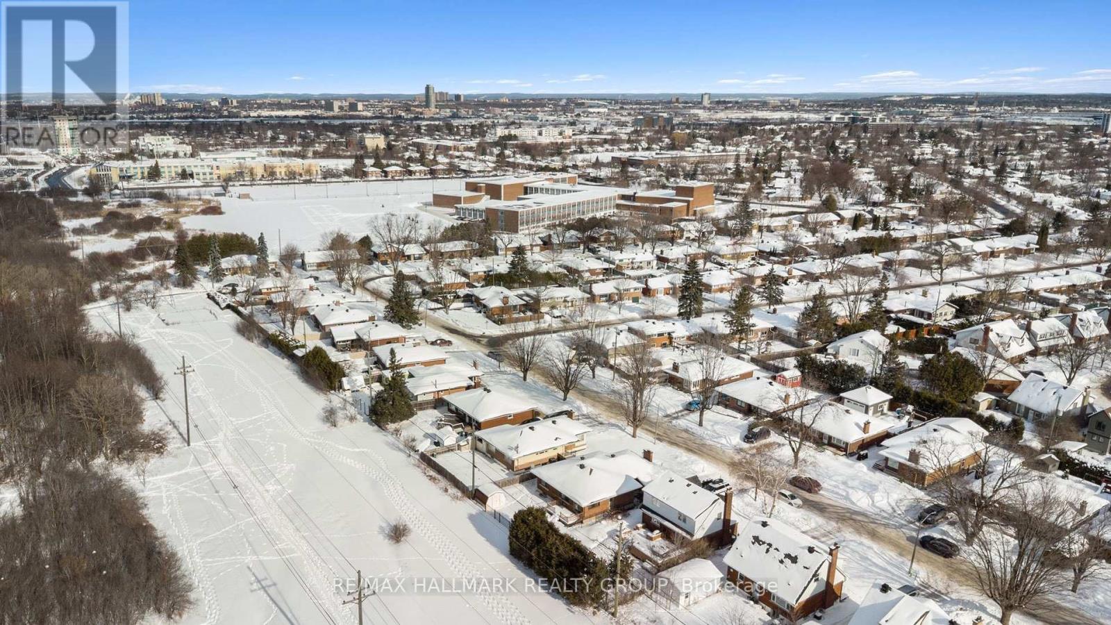 2004 Dorval Avenue, Ottawa, Ontario  K1G 2N8 - Photo 26 - X12771494