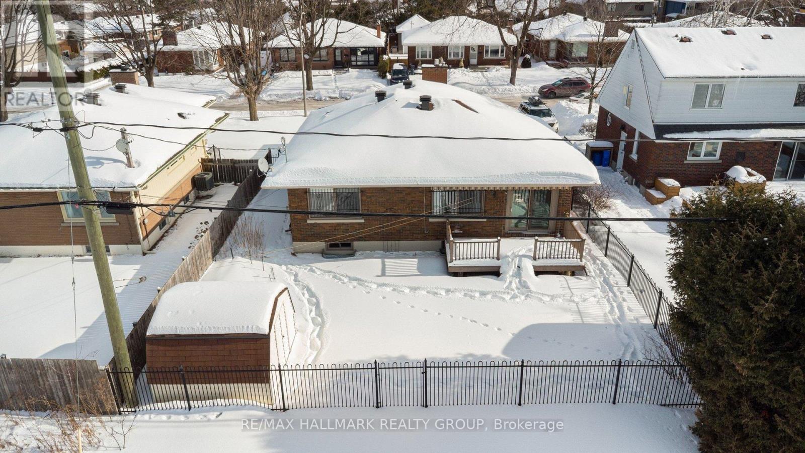 2004 Dorval Avenue, Ottawa, Ontario  K1G 2N8 - Photo 27 - X12771494