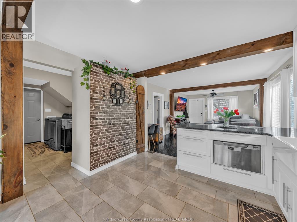 1015 William, Tecumseh, Ontario  N8N 2A5 - Photo 10 - 26002826
