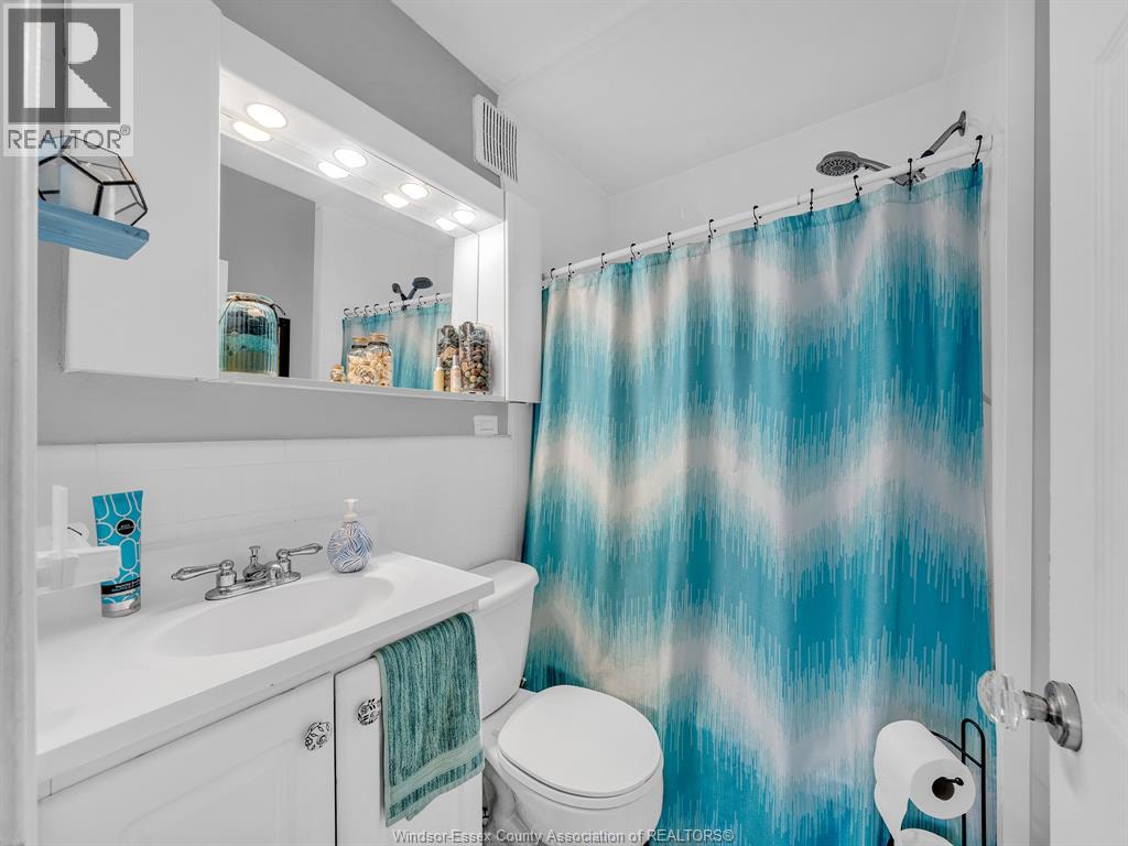 1015 William, Tecumseh, Ontario  N8N 2A5 - Photo 16 - 26002826