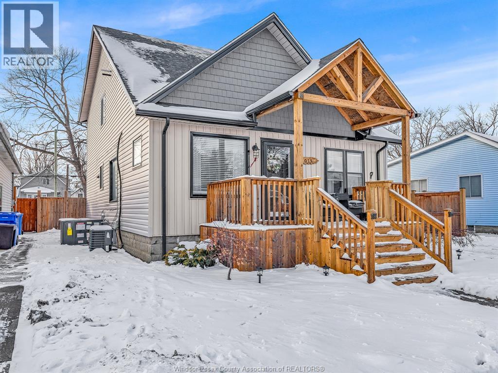 1015 William, Tecumseh, Ontario  N8N 2A5 - Photo 4 - 26002826