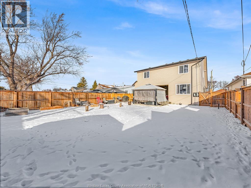 1015 William, Tecumseh, Ontario  N8N 2A5 - Photo 42 - 26002826