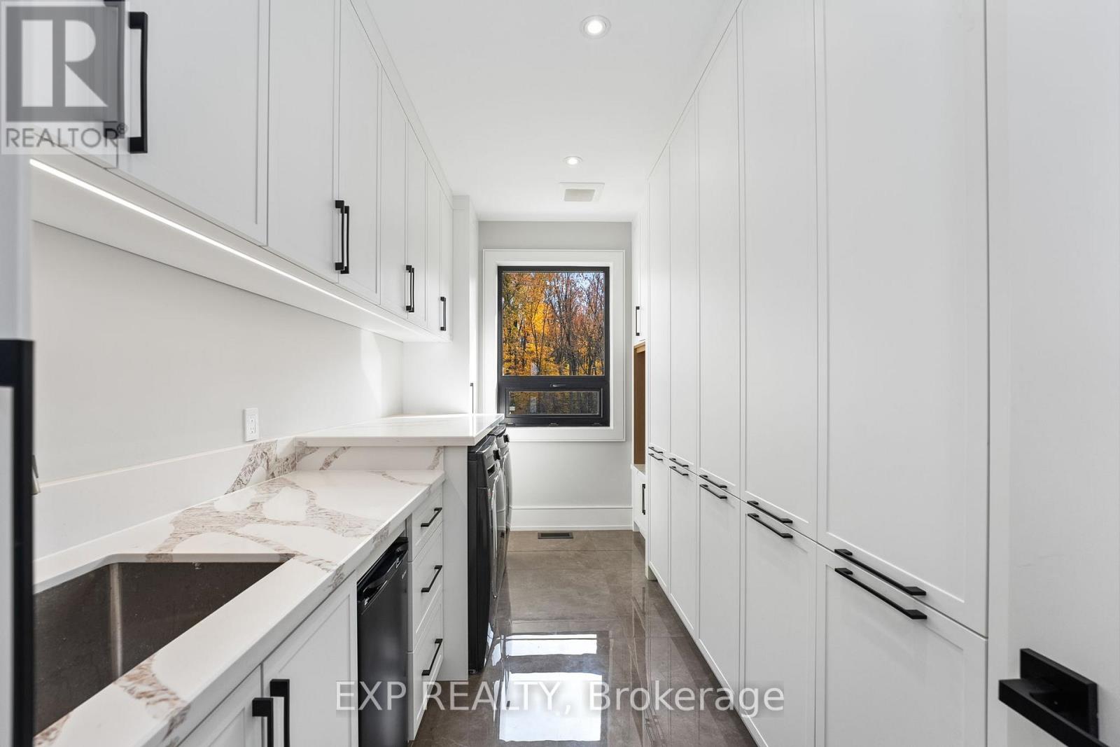 98 Mcrae Beach Road S, Georgina (Pefferlaw), Ontario  L0E 1N0 - Photo 34 - N12479928