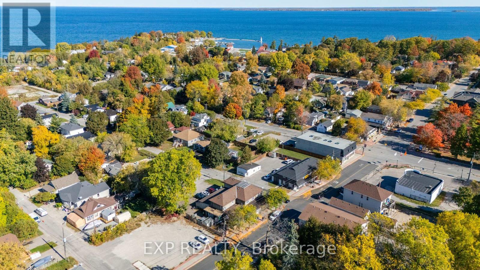 104 & 105 - 928 Lake Drive E, Georgina (Sutton & Jackson's Point), Ontario  L0E 1L0 - Photo 25 - N12473107