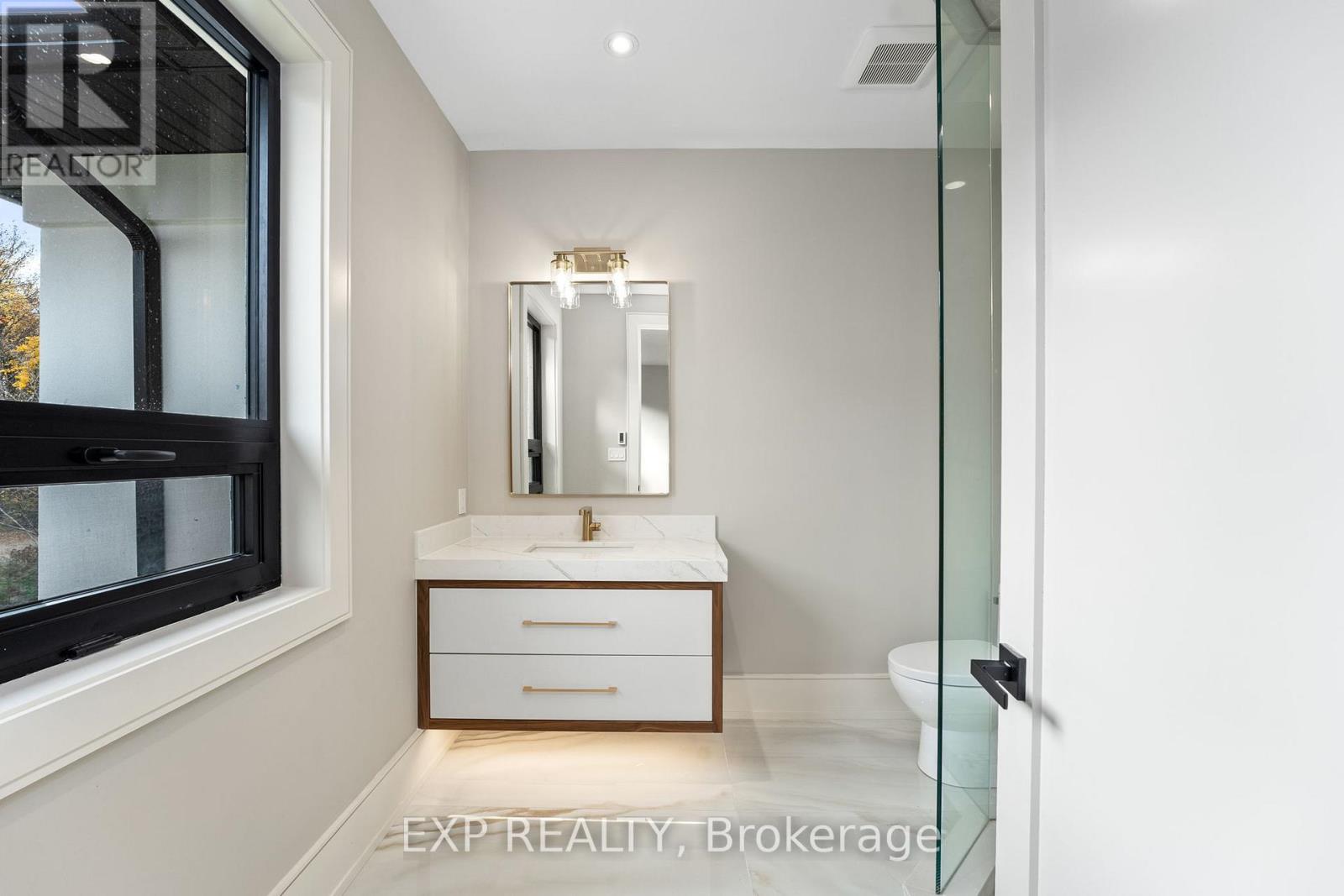 98 Mcrae Beach Road S, Georgina (Pefferlaw), Ontario  L0E 1N0 - Photo 36 - N12479928