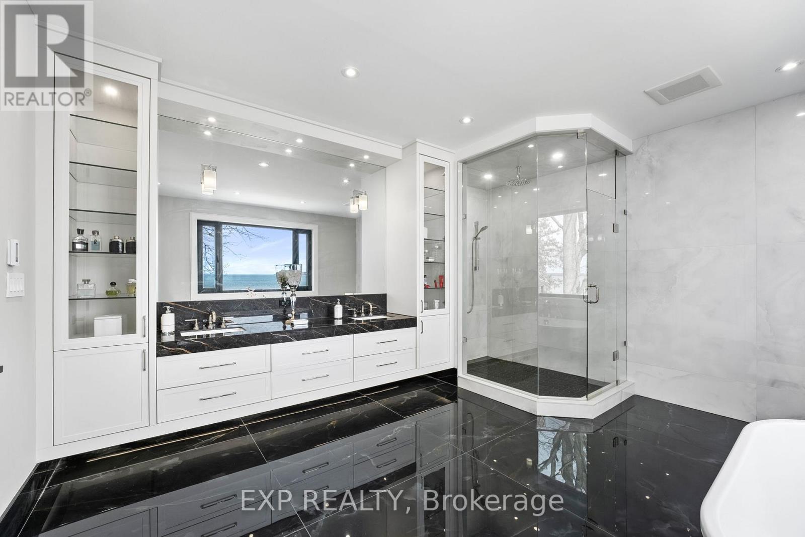 98 Mcrae Beach Road S, Georgina (Pefferlaw), Ontario  L0E 1N0 - Photo 31 - N12479928