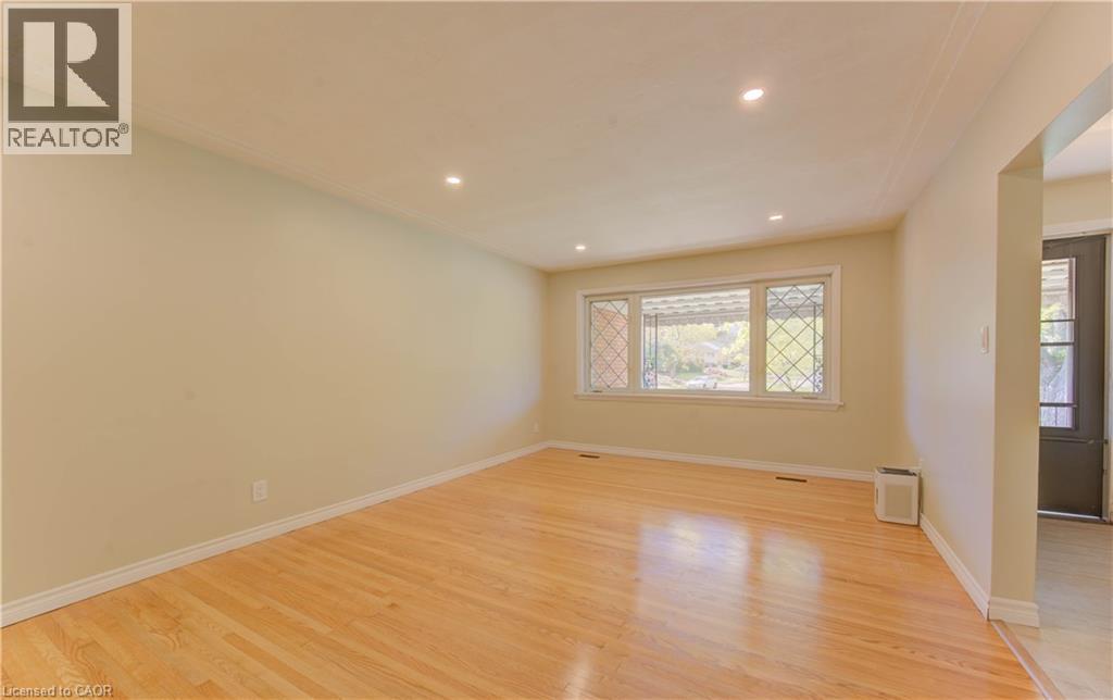 88 Ellis Crescent S, Waterloo, Ontario  N2J 2B8 - Photo 19 - 40781001